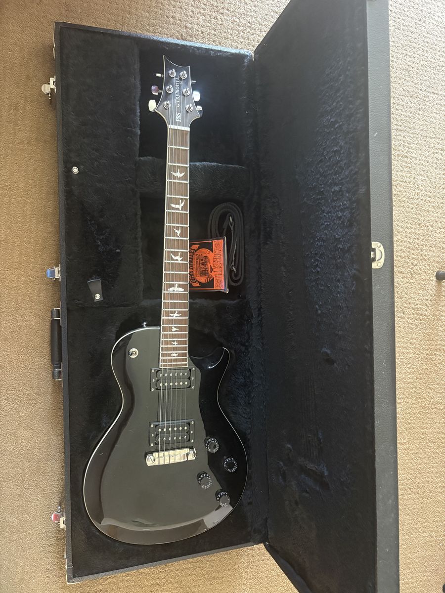PRS SE Mark Tremonti Electric Guitar – Black w/ Hard Case