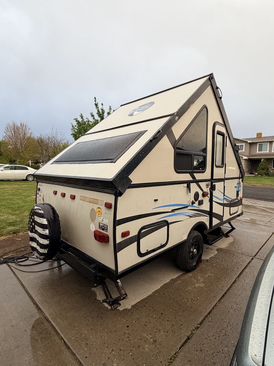 2017 Palomino Real-Lite Pop-Up