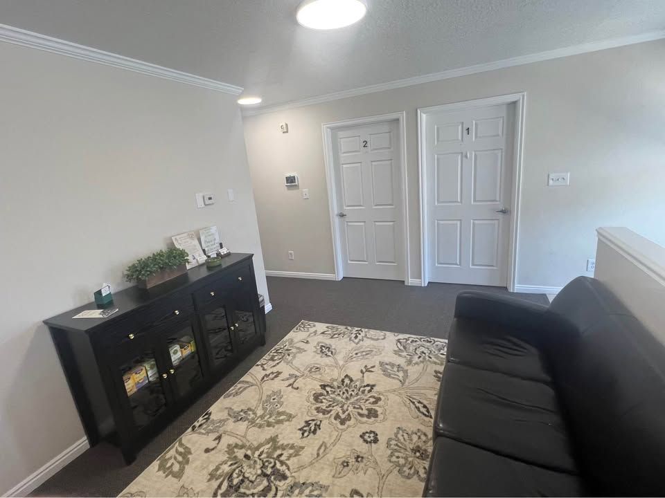 Main image 5