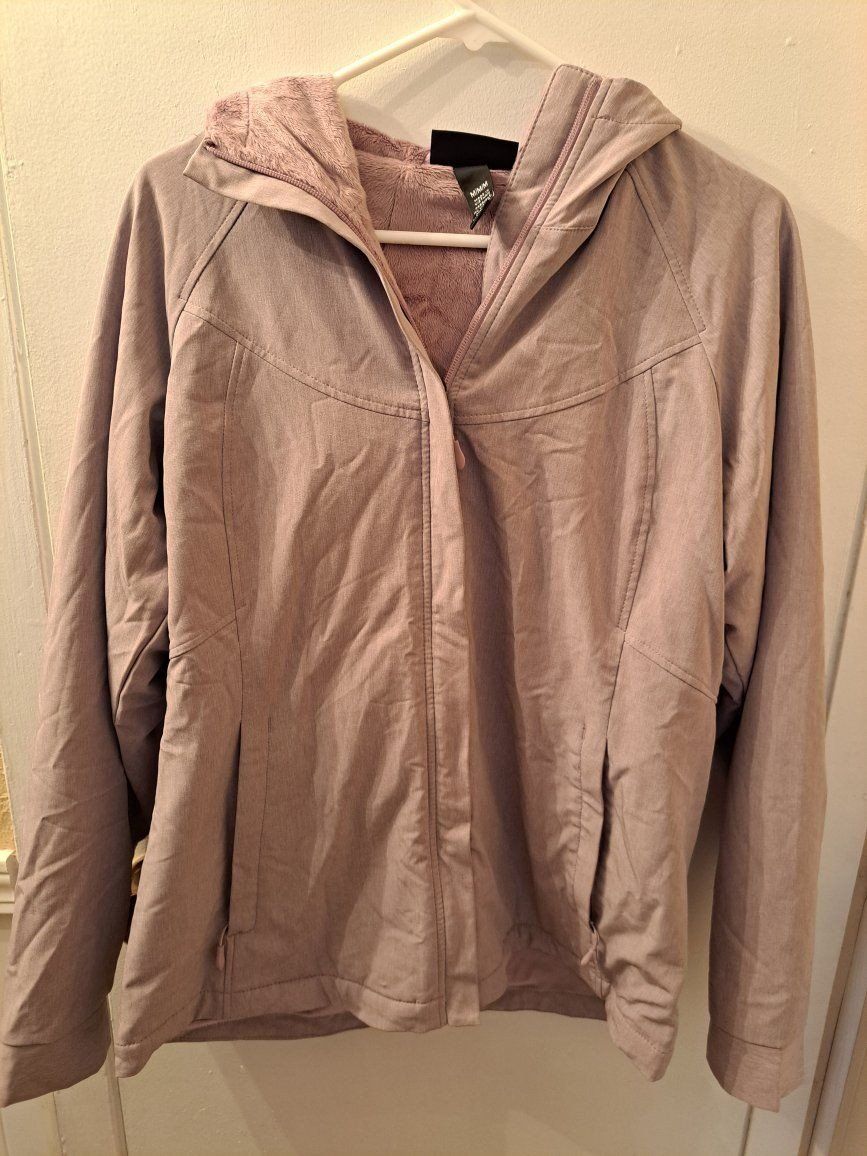 Cute womens Kirkland brand jacket 
