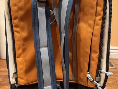Topo Designs “Global Travel Bag Roller”, near new condition!!