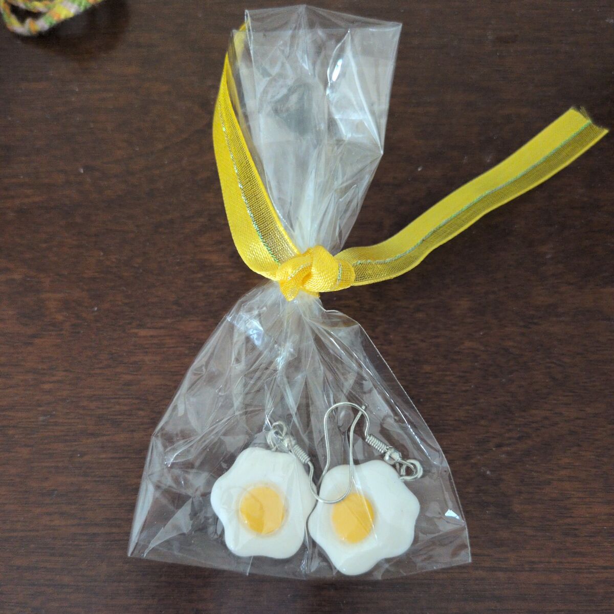 Free Egg Earrings