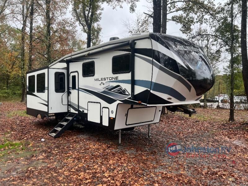 2021 Heartland Milestone 28RL