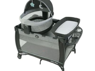 Graco Pack 'n Play Travel Dome LX Playard with Bassinet and Canopy - Astin Pattern