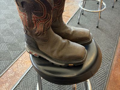 Justin WK2111 Men's Work Boots - Size 9D - Brown Leather, Vibram Outsole, ASTM F2413-18 EH Rated