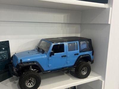 Discontinued RC4WD cross country black rock