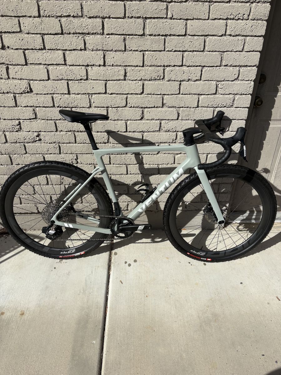 2024 Ventum GS1 Gravel Bike (Size M)