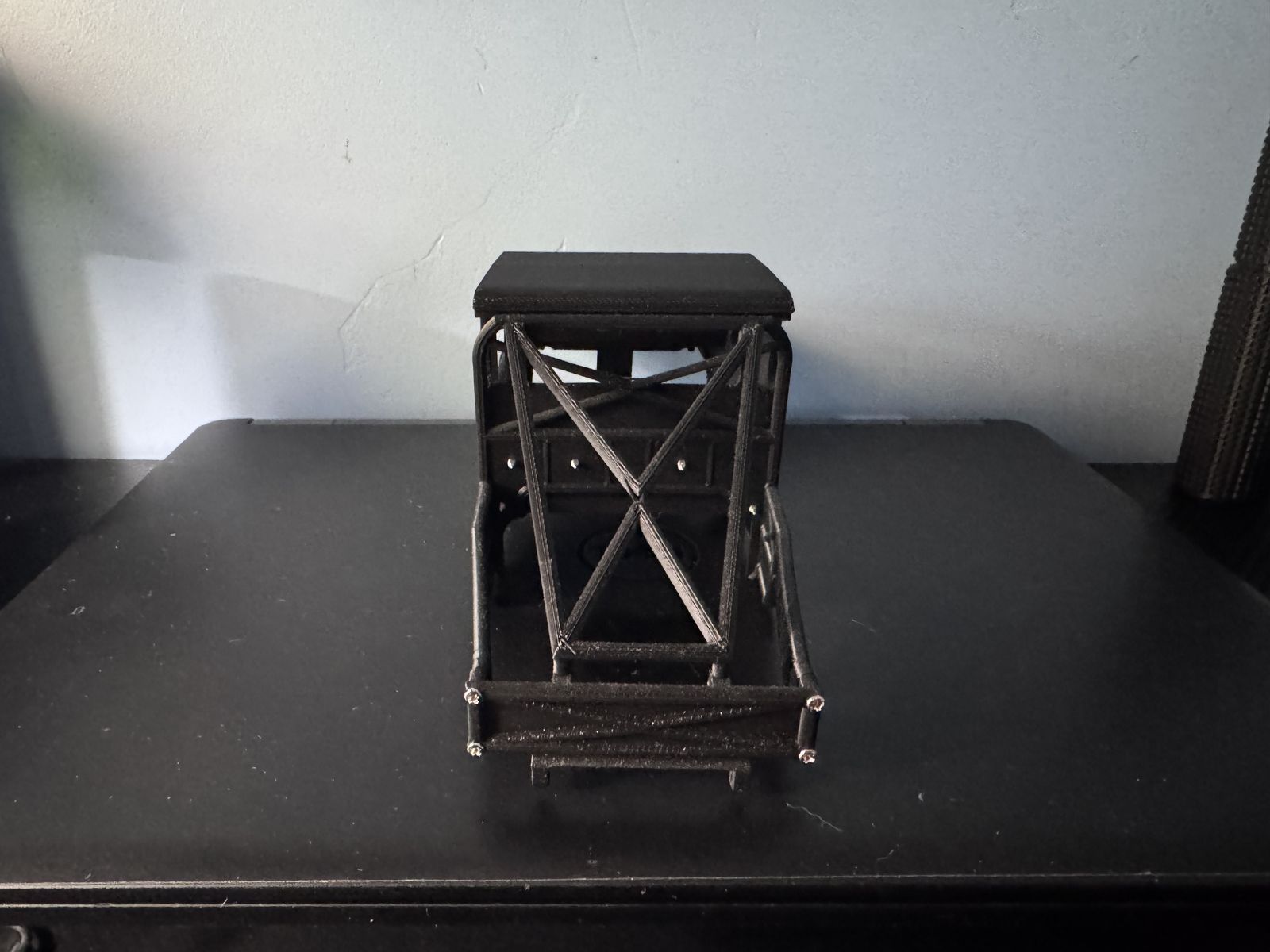 Main image 4