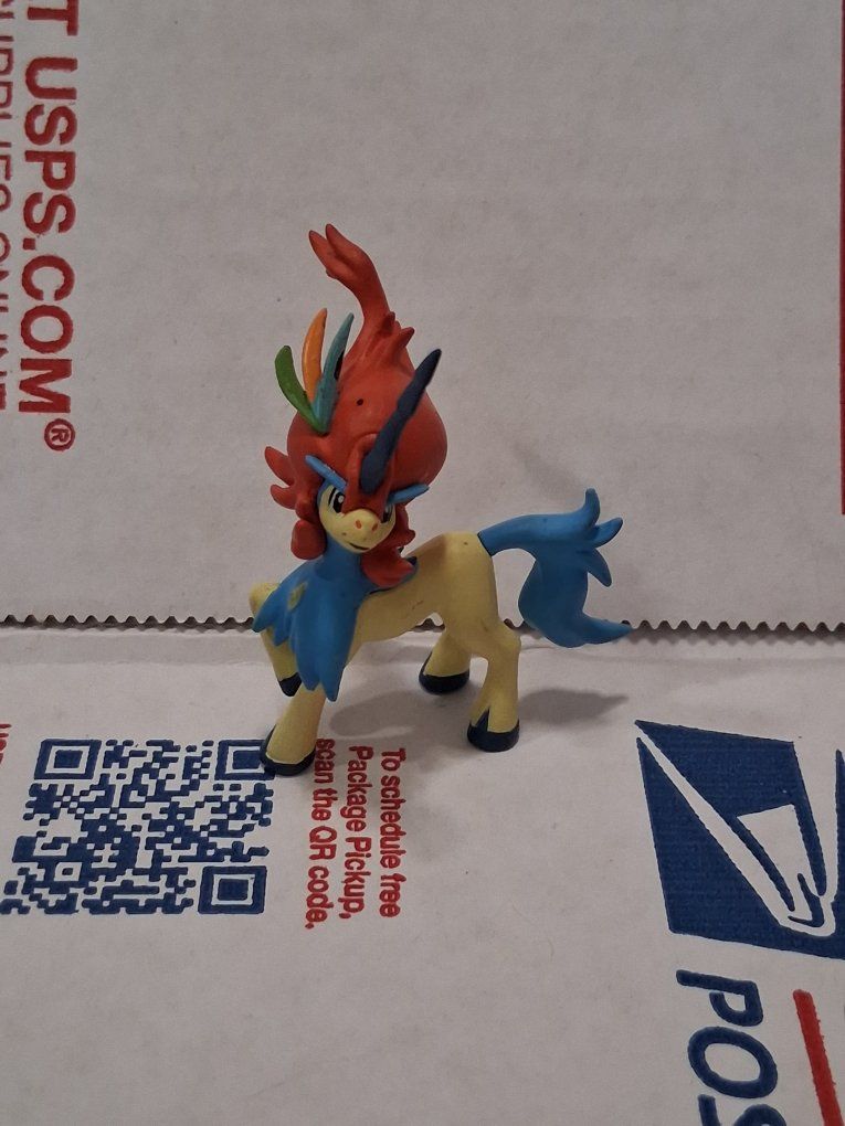 Keldeo TOMY Pokemon Figure CGTSJ Nintendo 2" - Authentic