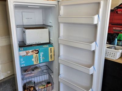 Frigidaire FFFU16F2VW 16 cu. ft. Upright Freezer - White, Free Standing