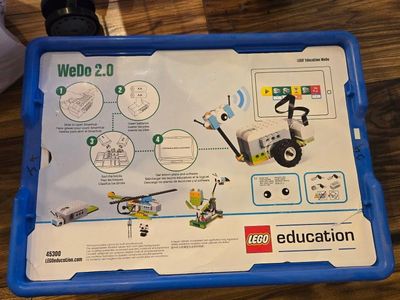 LEGO Education WeDo 2.0 Core Set 45300 Robotics Building Kit