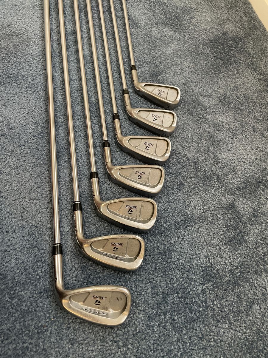 Taylormade 320 Irons 4-P