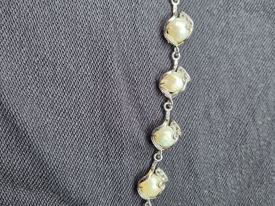 Fresh water pearl necklace and bracelet