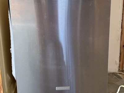 Kitchen aid dishwasher