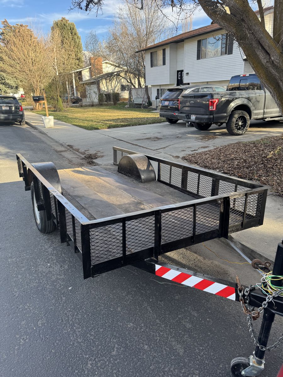 5x8 Heavy Duty Trailer (New Wheels & Lights) *OBO*