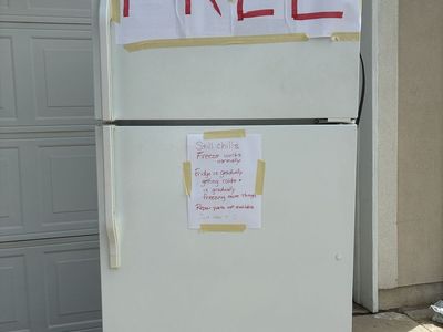 Free fridge. Chill or scrap