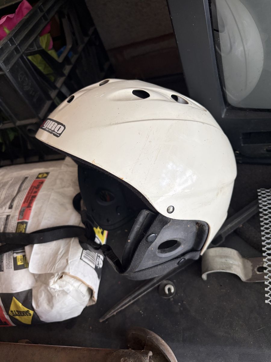 Xs ski helmet