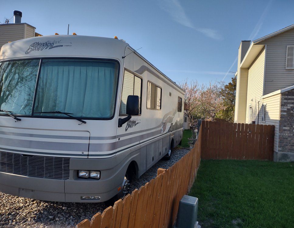 1999 Fleetwood Southwind Storm 30ft