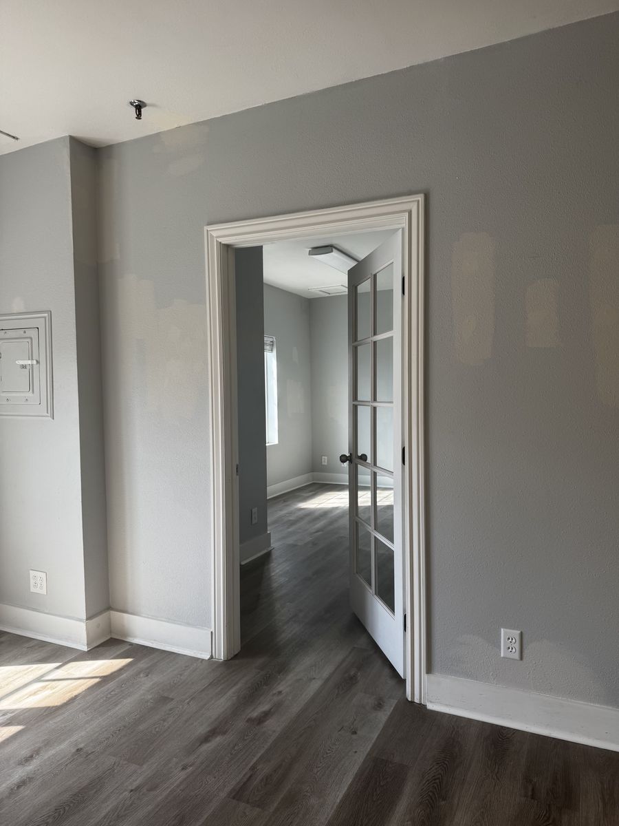 Multiple Individual Offices & Large Open Space in Central Sandy Business Complex