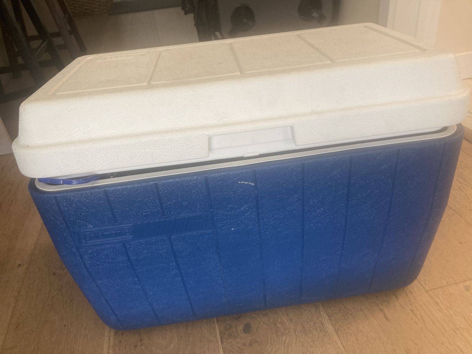 Main image 6