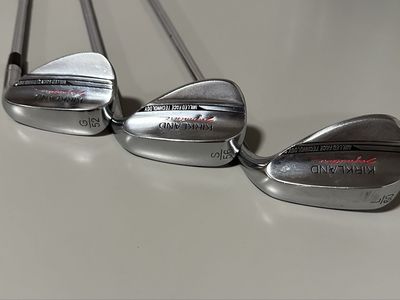 Kirkland Signature Milled Face Technology Golf Wedge Set (52°, 56°, 60°)