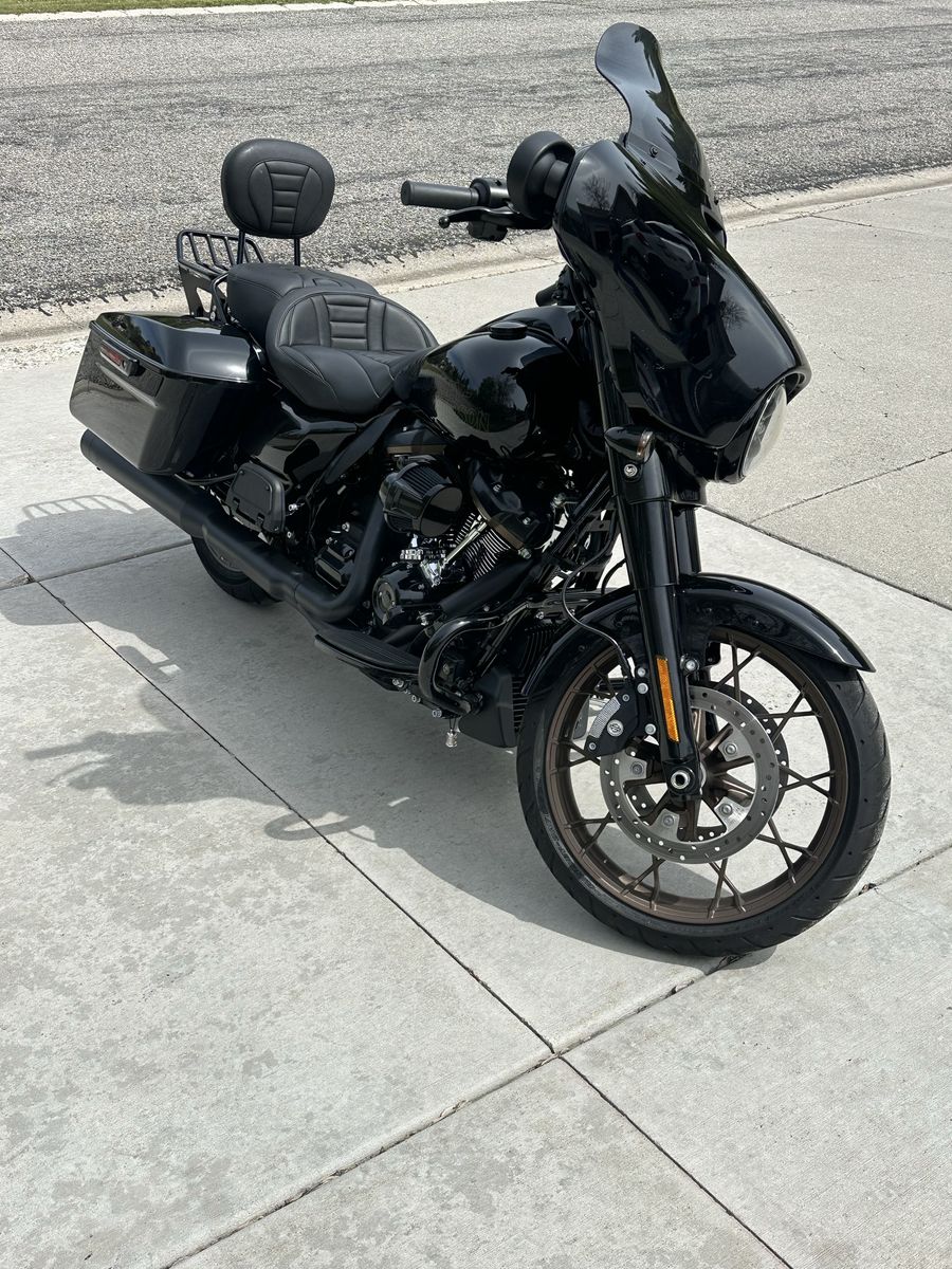 2023 Harley Davidson Street Glide