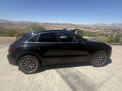 2015 Porsche Macan S