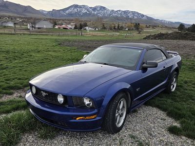 2005 Ford Mustang GT Premium