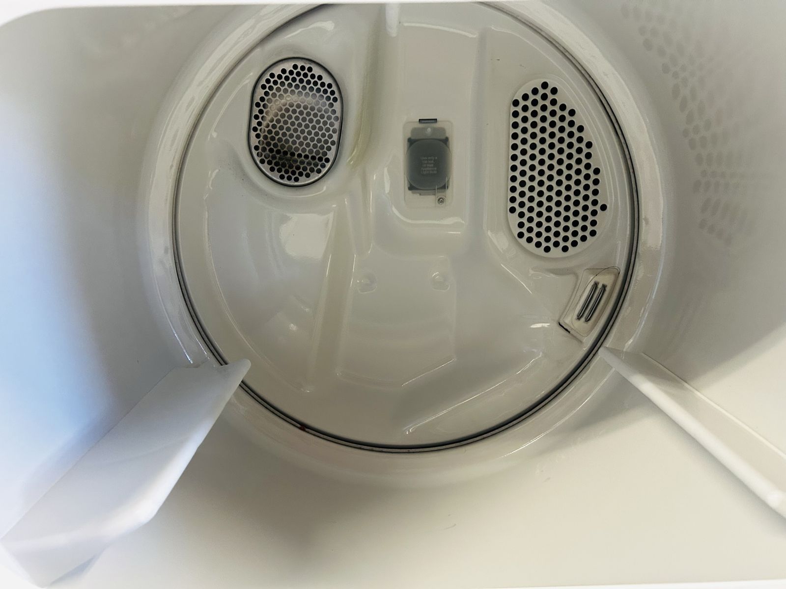 Main image 3
