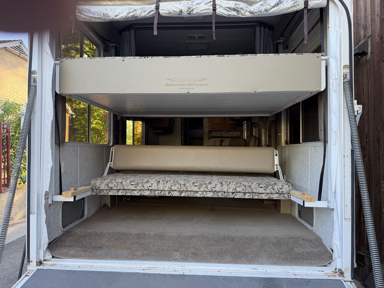 Main image 10