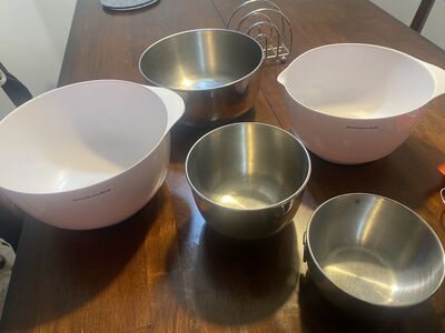 Mixing Bowls