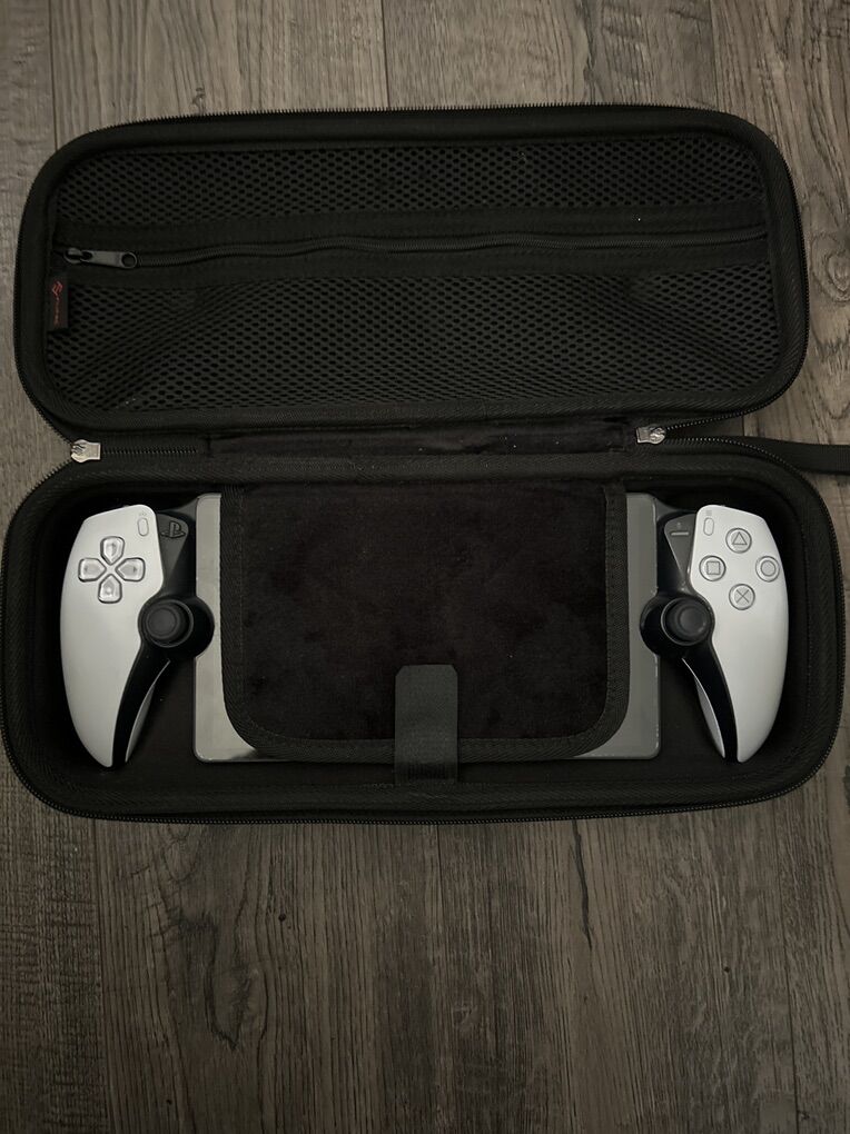 Playstation Portal With Case And Screen Protector
