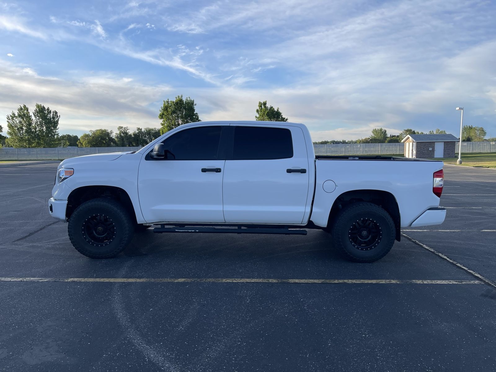 2016 Toyota Tundra SR5