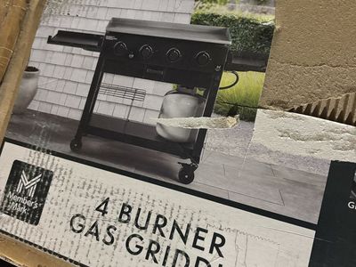 Brand new Member's Mark 4-Burner Outdoor Gas Griddle
