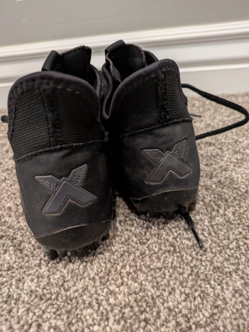 New Balance Burn X Low Cut Lacrosse Cleats Men's Size 4 Black