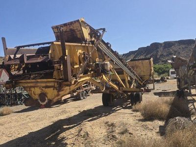 Portable Screen Plant. Wash Plant