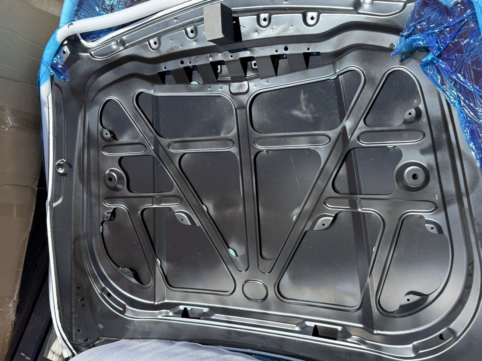 Main image 3