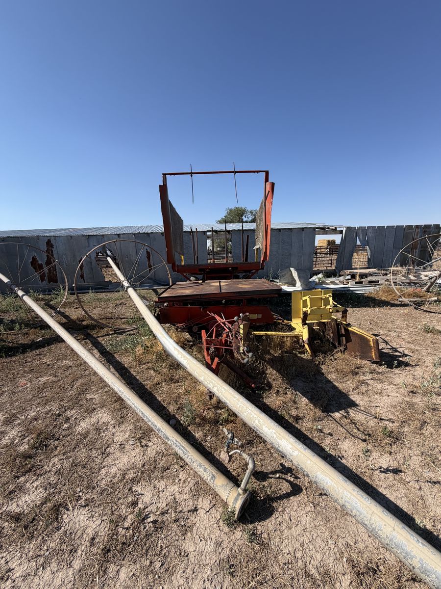 1032 bale wagon