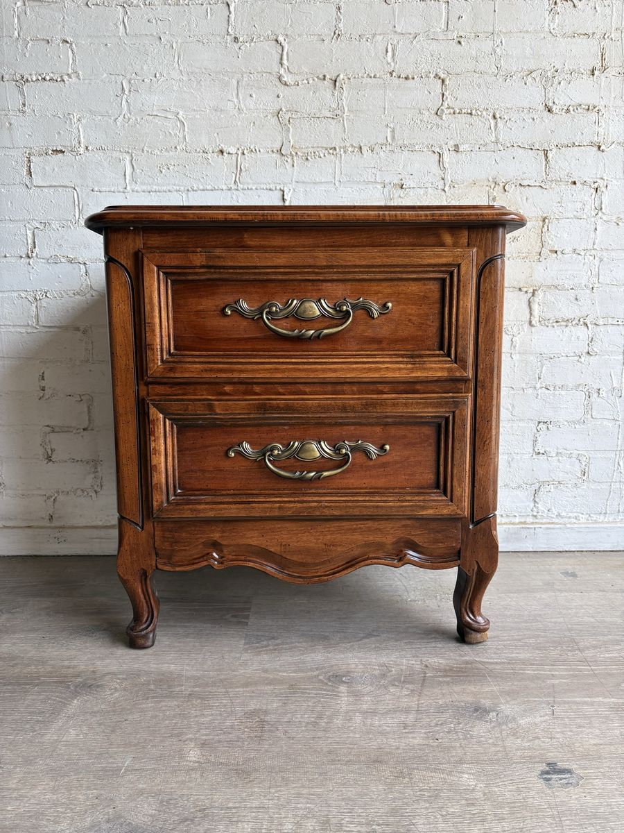 Vintage French Provincial 2-Drawer Nightstand - Wood, Brass Hardware, Carved Legs