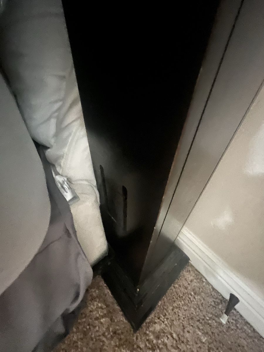 Main image 6
