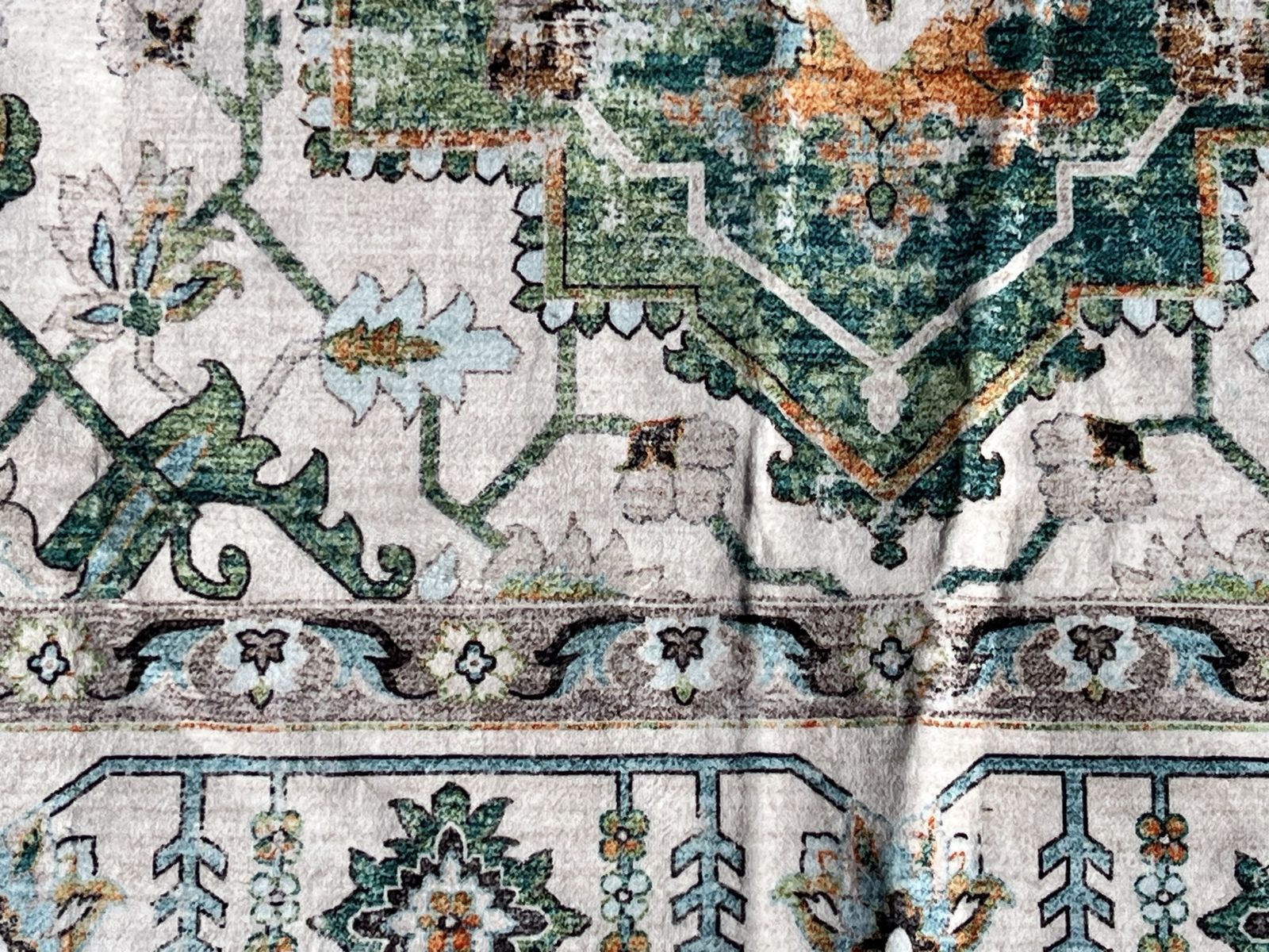 Main image 8