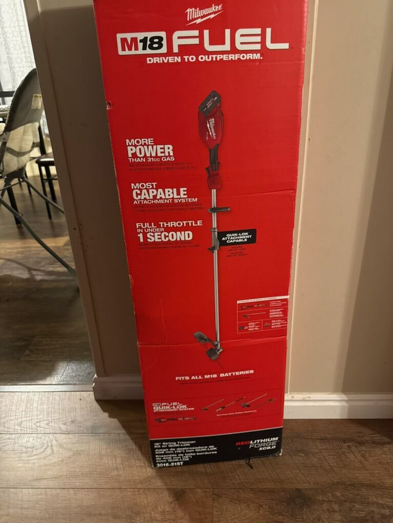 Milwaukee Weed Eater With Battery And Charger