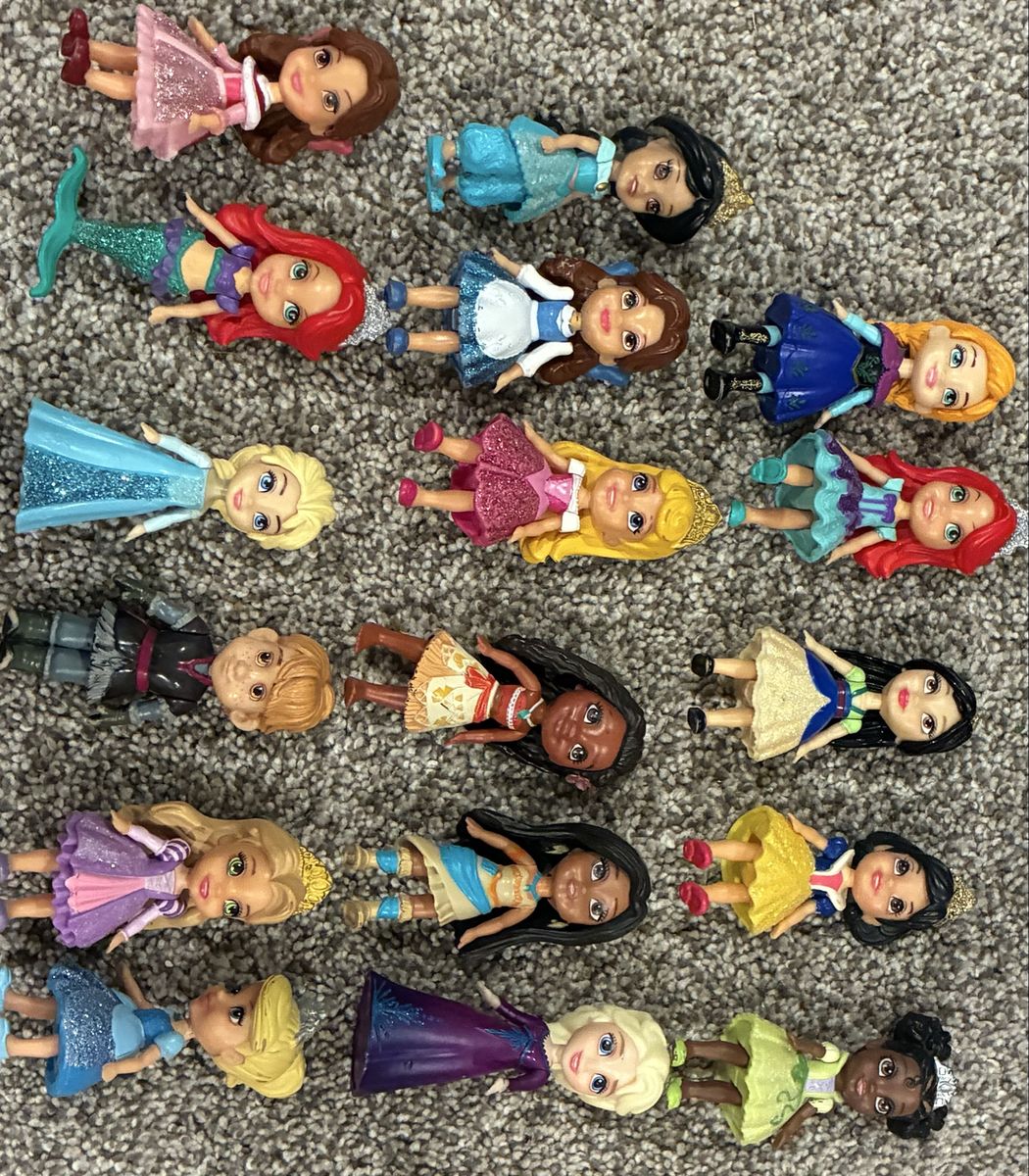 Lot of 17 Disney Princess & Frozen Mini Toddler 3.5" Poseable Dolls