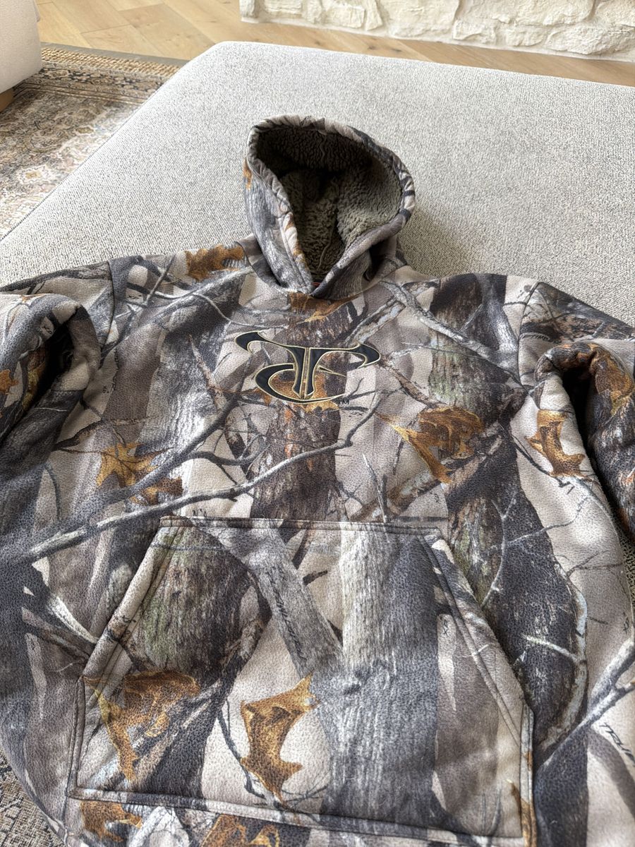 Very warm hunting hoodie Boys XL or men’s small