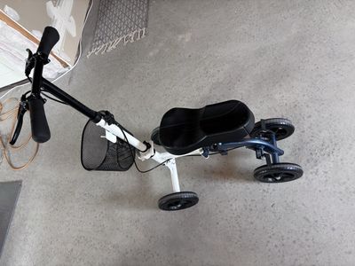 Knee Scooter