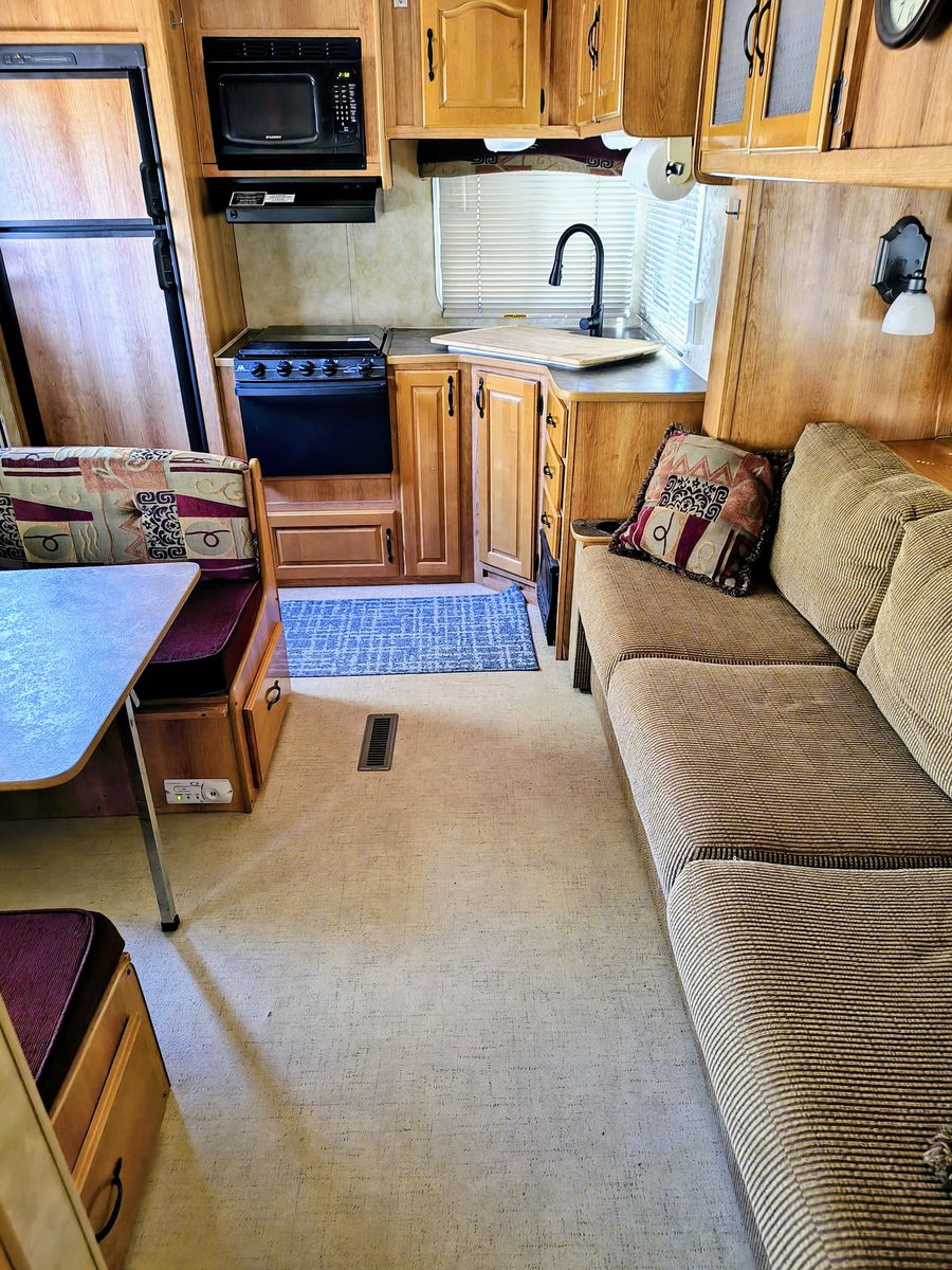 Main image 10
