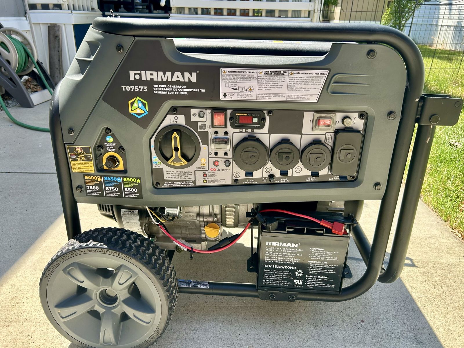 New Firman 9400 Watt Tri-Fuel Generator