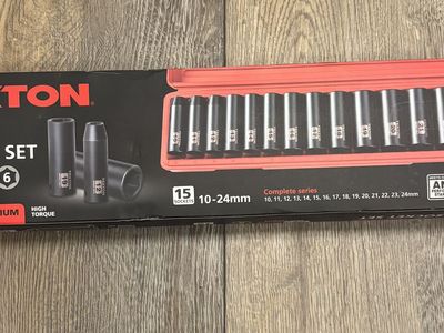 Tekton 1/2" Impact Socket Set