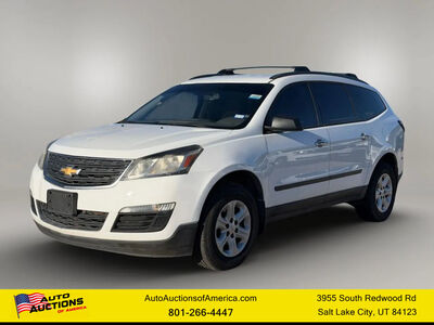 2017 CHEVROLET TRAVERSE LS