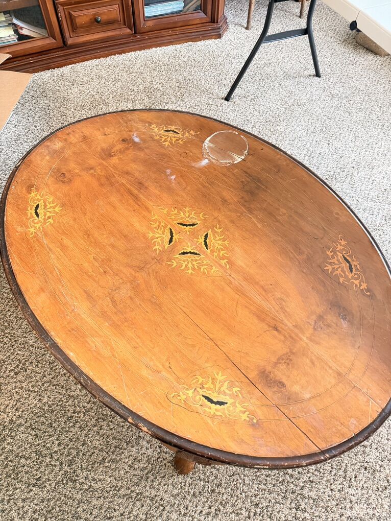 Antique Victorian Walnut Inlaid Oval Table